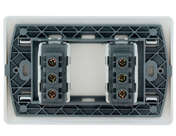 Placa armada tomacorriente doble 10A 2P+T Génesis blanco Schneider
